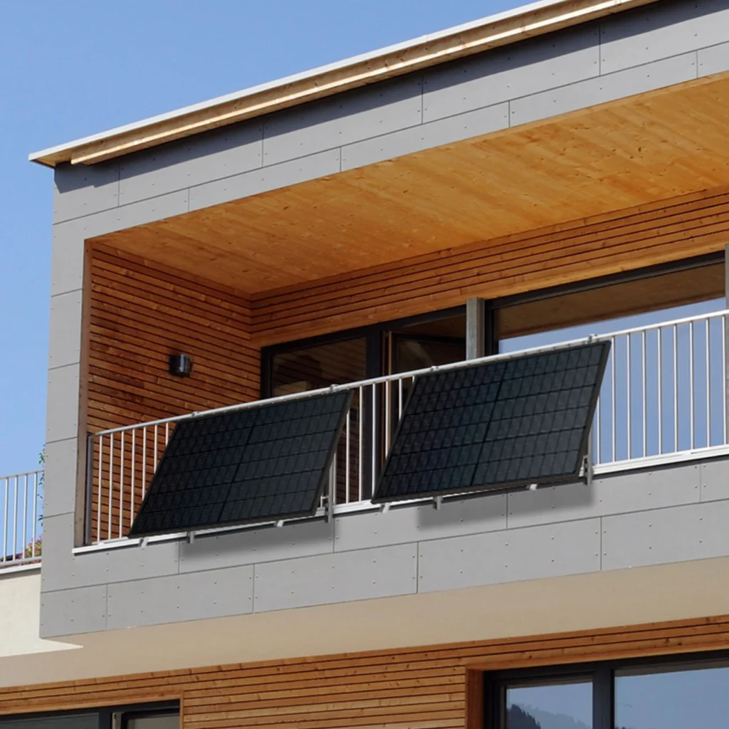 VitalRoc : Installation de panneaux solaire sur balcon.
